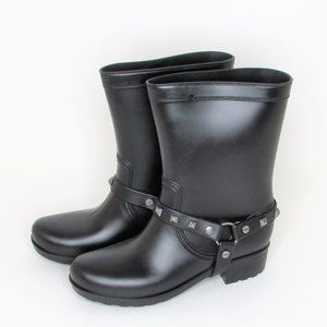 Dirty Laundry | Rock Steady Studded Rainboot